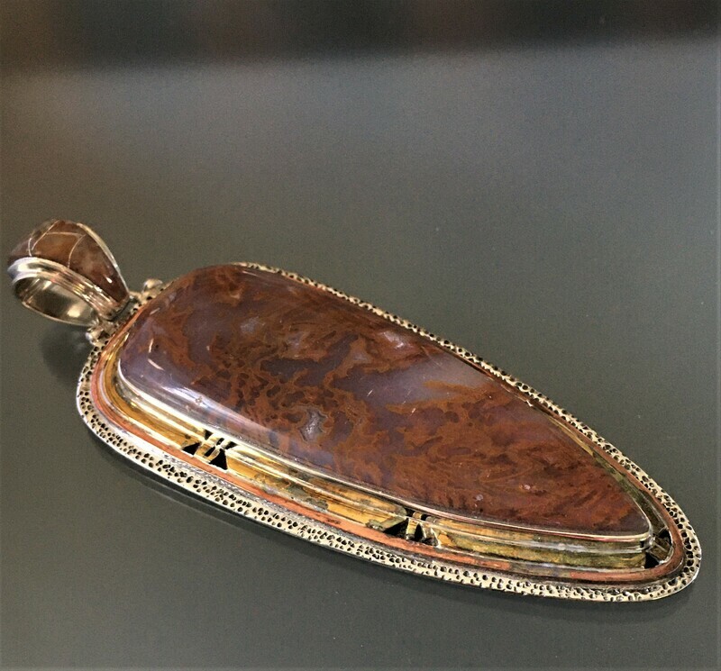 Bull Canyon Agate Pendant