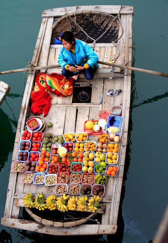 Vietnamese Fruit Vendor (Portrait)- Jigsaw