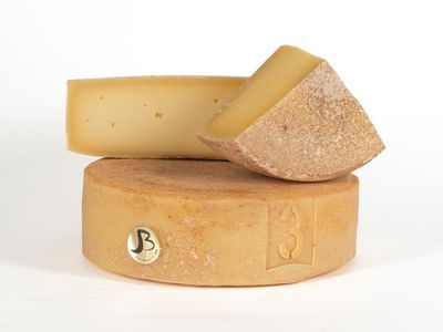Latteria Bregaglia BIO Formaggio Bregaglia crudo F-006