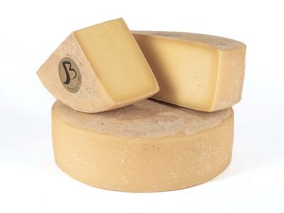 Fam. Pedroni Formaggio Badile F-004