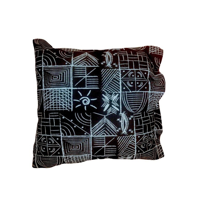 Blue on Black Square irọri/Pillow