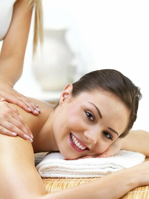 Ayurveda Ganzkörper- und Gesichtsmassage 90 Min.