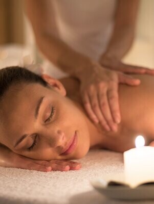 Ayurveda Kopf-, Gesicht- und Rückenmassage 50 Min.