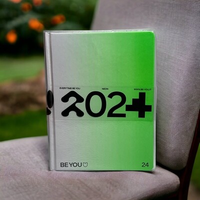 Agenda BeYou 2023-24 Color Matter Easy neon: Esprimi la Tua Creatività con Stile - Acquista Ora! 12,5 x 17 cm