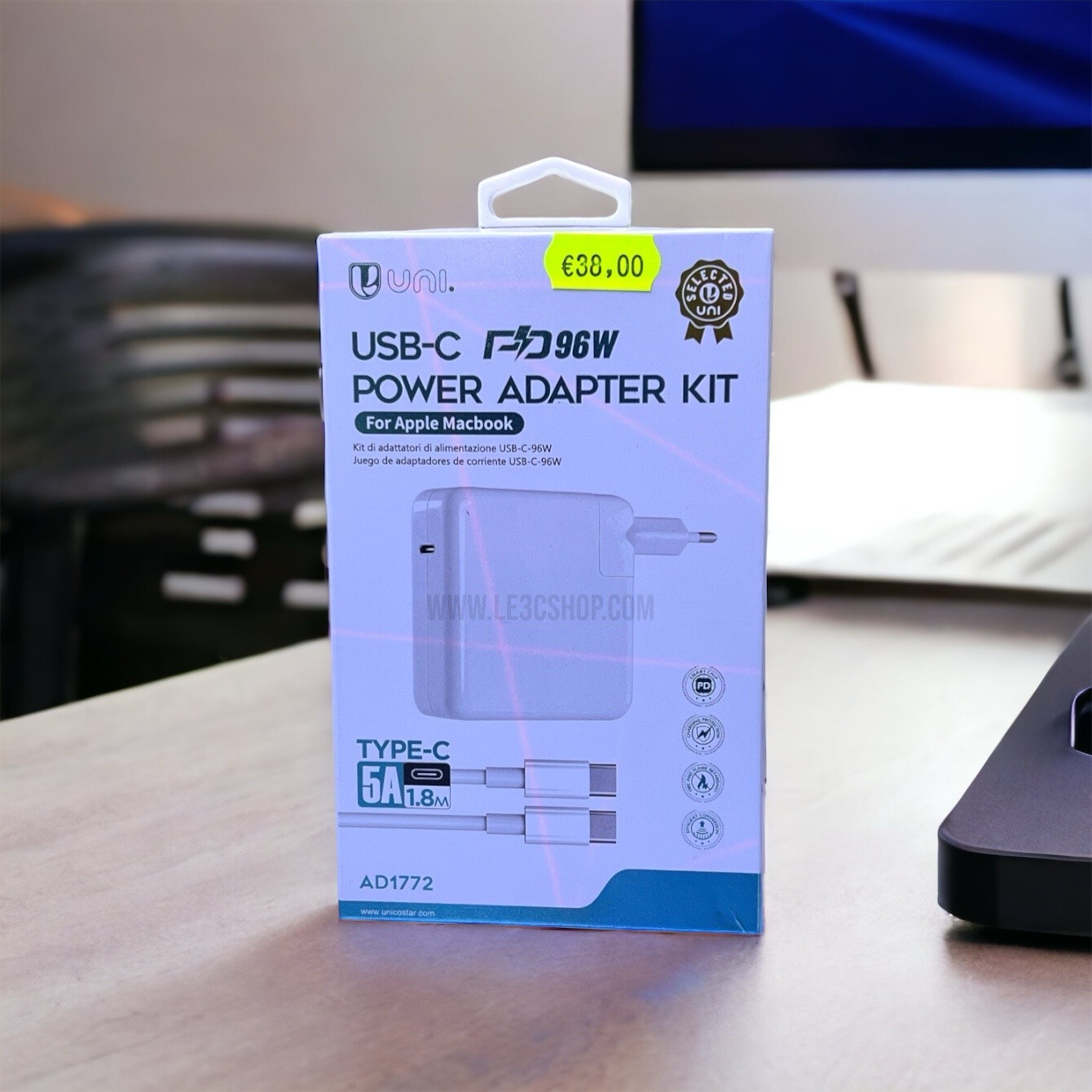 Kit di alimentazione USB-C-96W per MacBook Pro 16" di Apple.