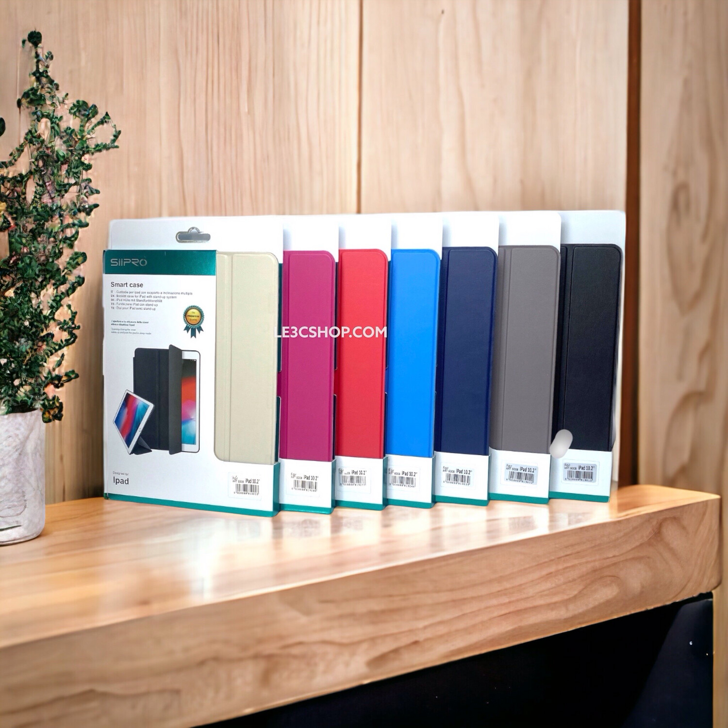 Copertine per iPad 9.7 Apple Compatibili: Stile e Protezione in Varie Colorazioni.