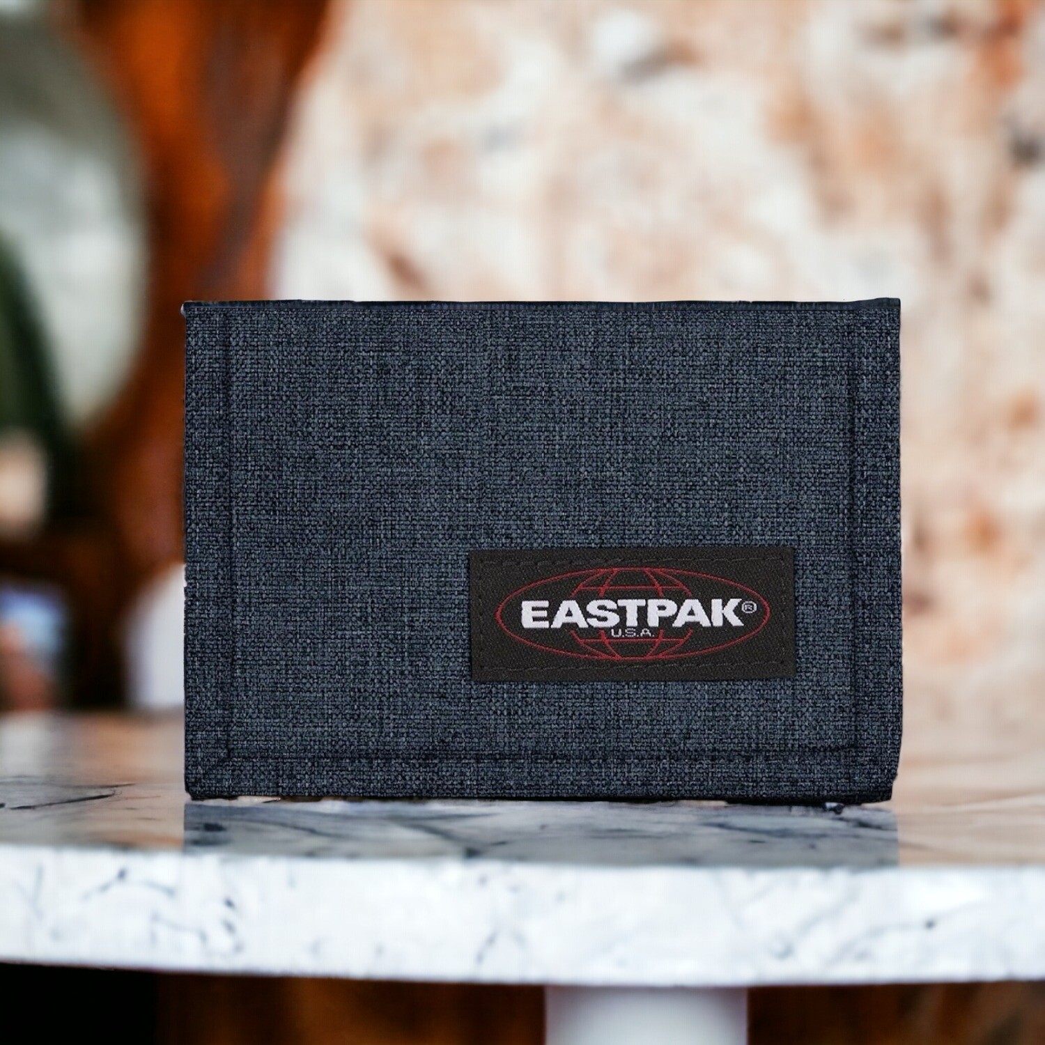 Portafoglio Eastpak Crew Single - Blu (Triple Denim) con Scomparti per Carte e Contanti