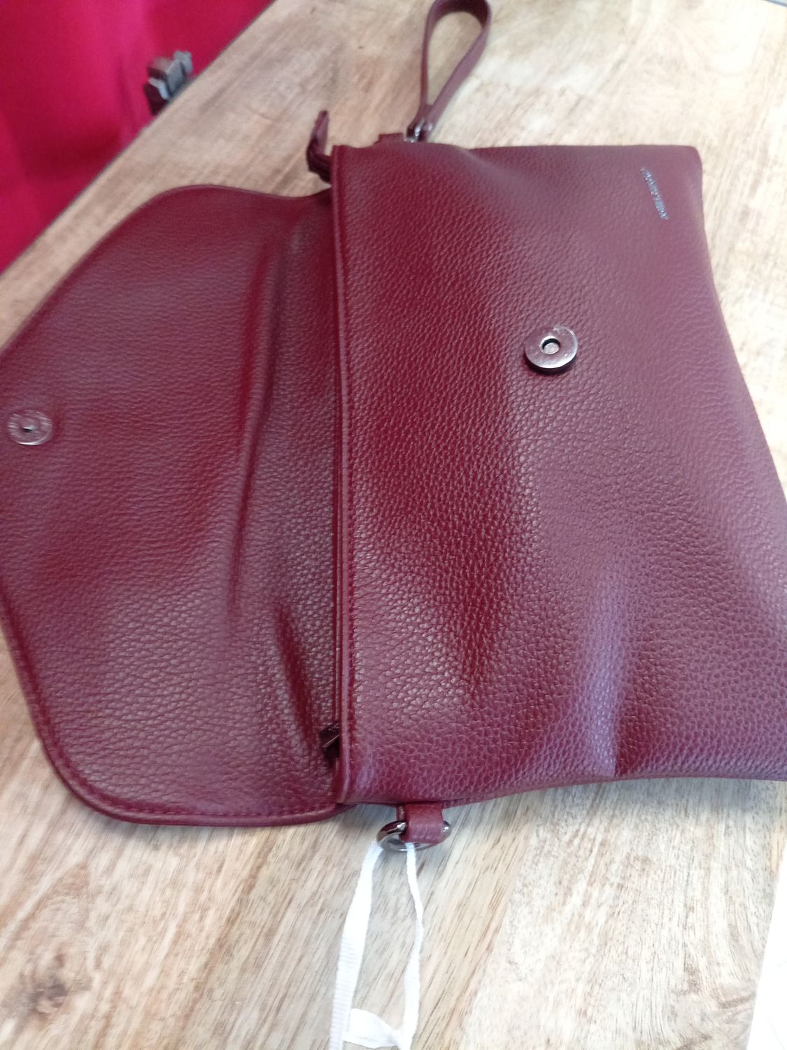 Borsa più tracolla  mano