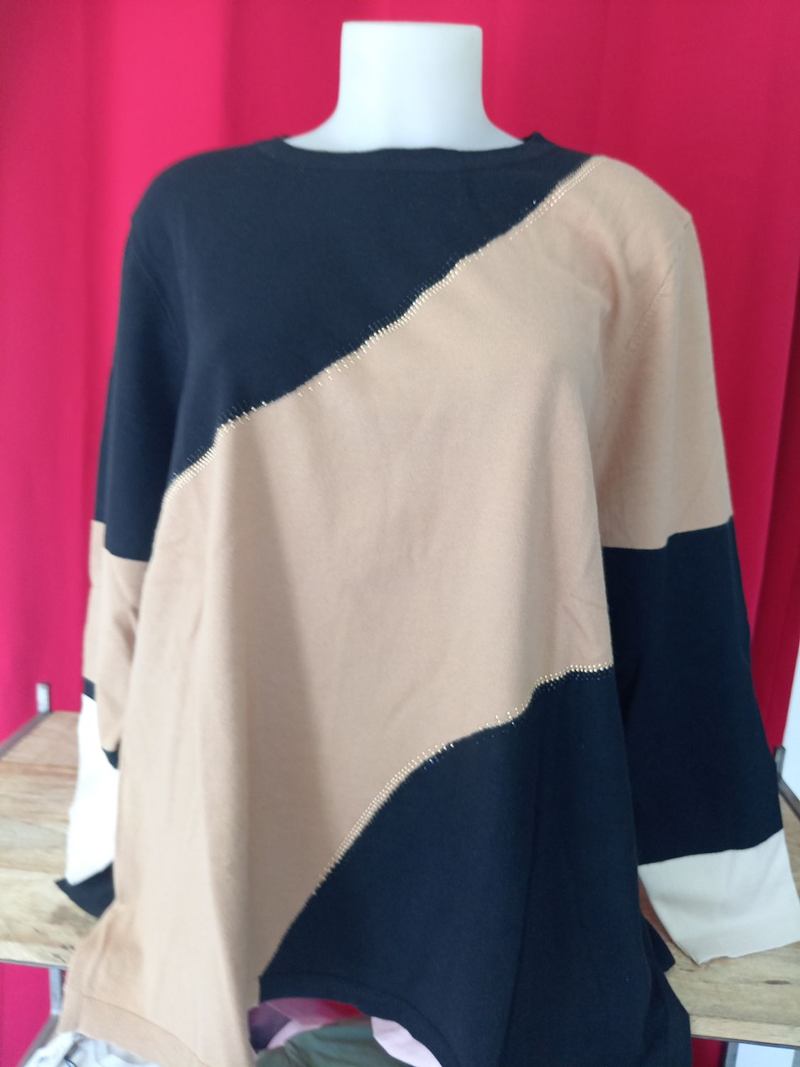 Girocollo bicolore con strass
