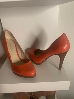 Peachy Red Nine West Leather 7.5