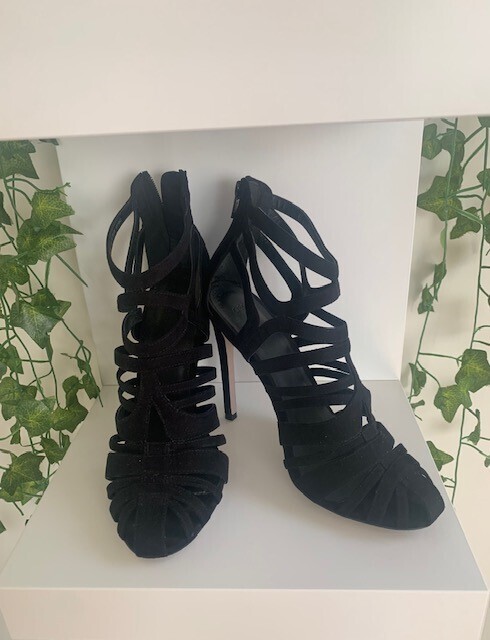 Black Shoe 9