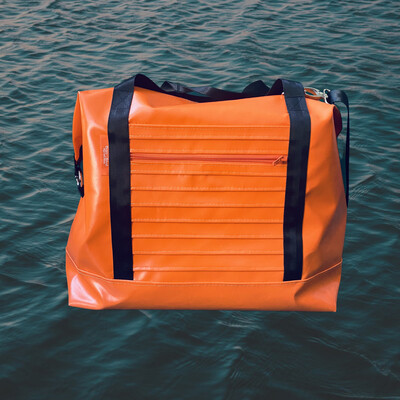 Weekender Blache Orange Stripes