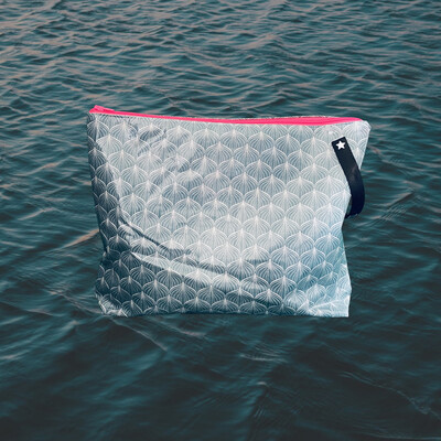 Toiletry Bag L Wax Cloth Allie