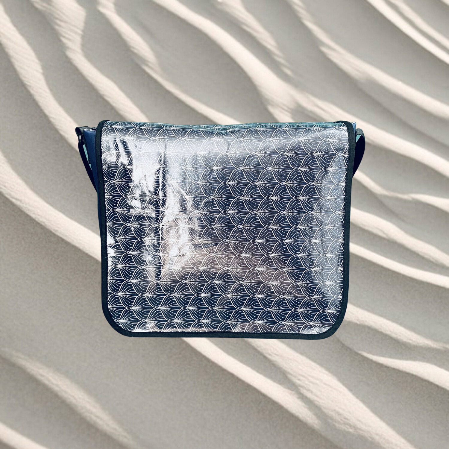 Messenger Blache Blue
