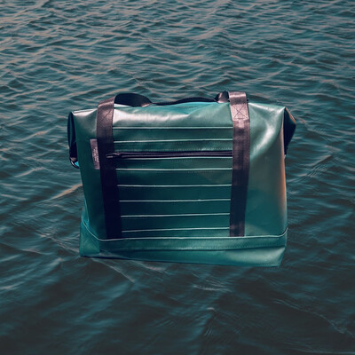 Weekender Blache Dark Green Stripes