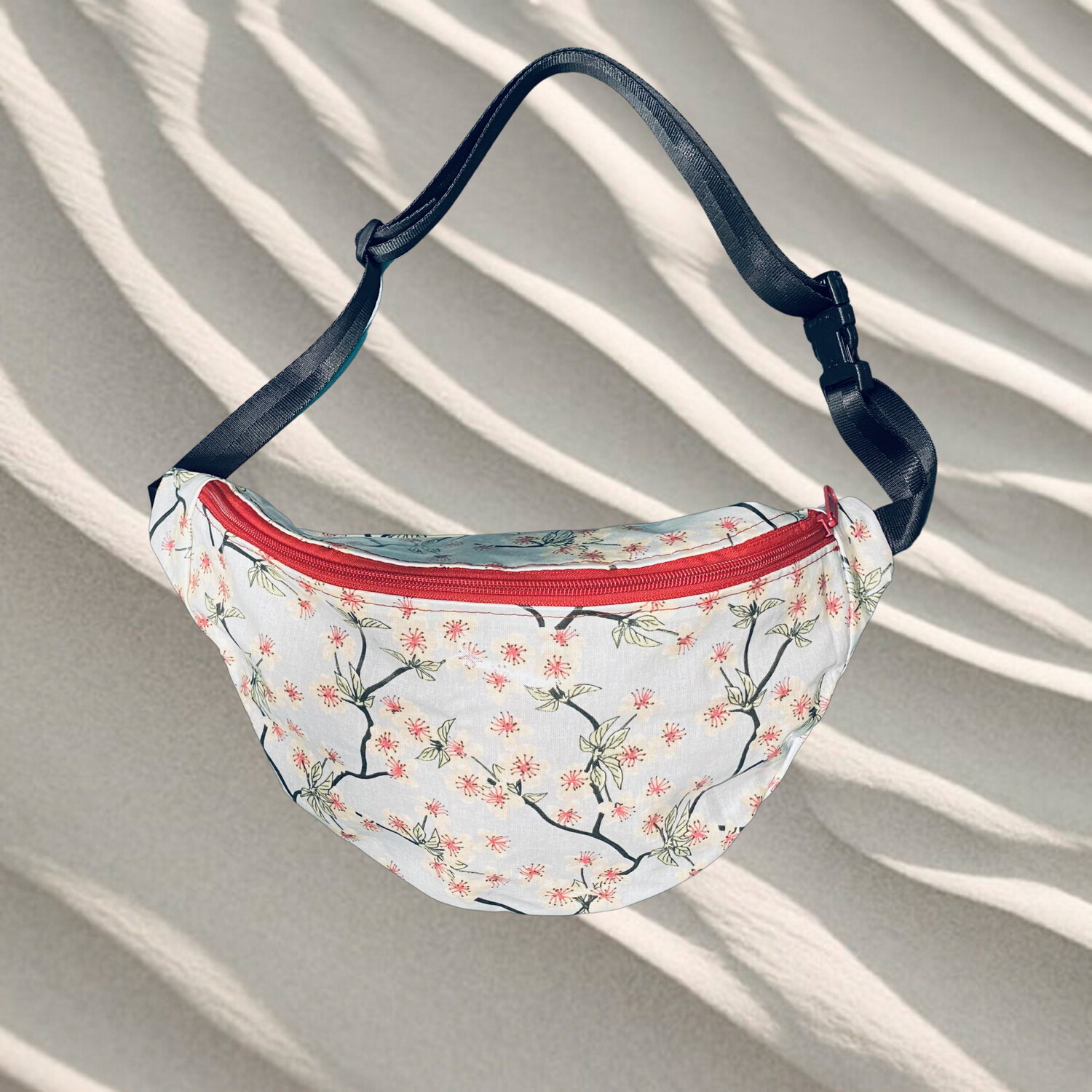 Belly Bag Wachstuch Amelie Light Blue