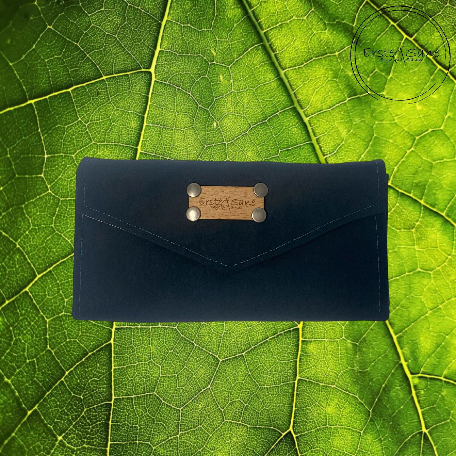 Maxi Wallet Oilskin Petrol Leaves