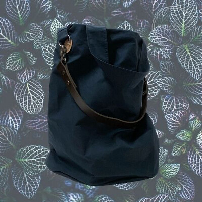 Tote Bag Oilskin Petrol