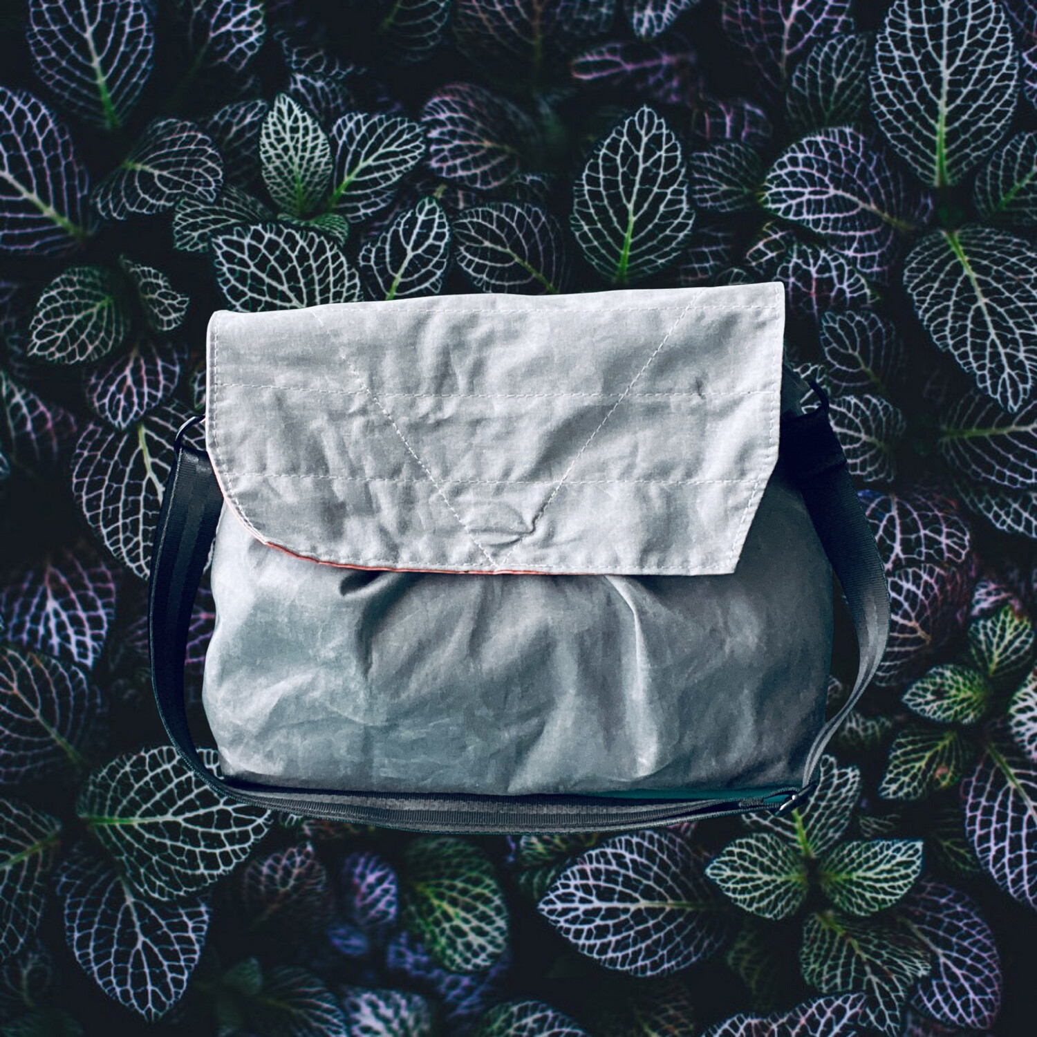Nice Bag Oilskin Grey