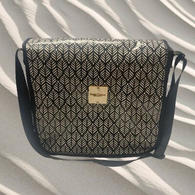 Messenger Blache Black/Leaves