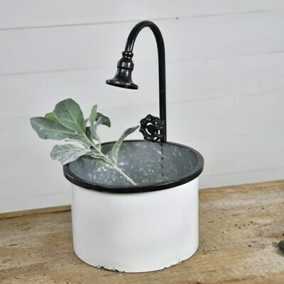 Old Black/White Planter