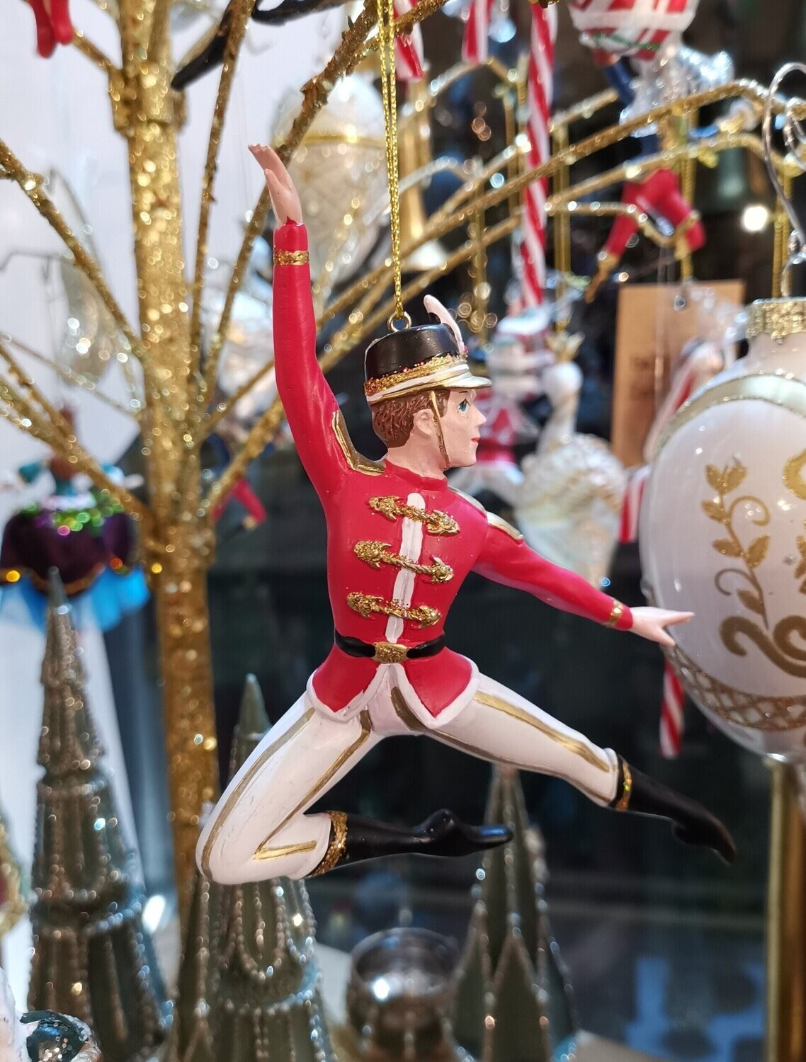 Nutcracker Dancer (male)