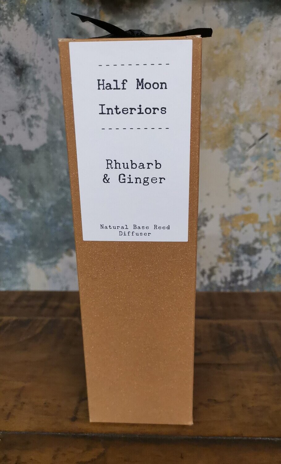 Half Moon Diffuser: Rhubarb and Ginger