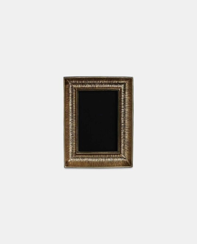 Wide Edge Photo Frame (6 x 4)