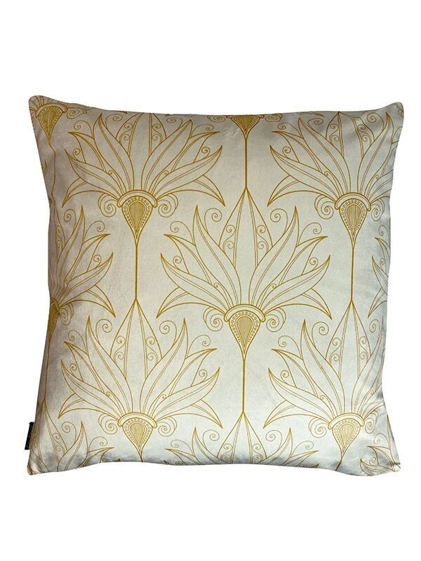 Creme Royal Cushion