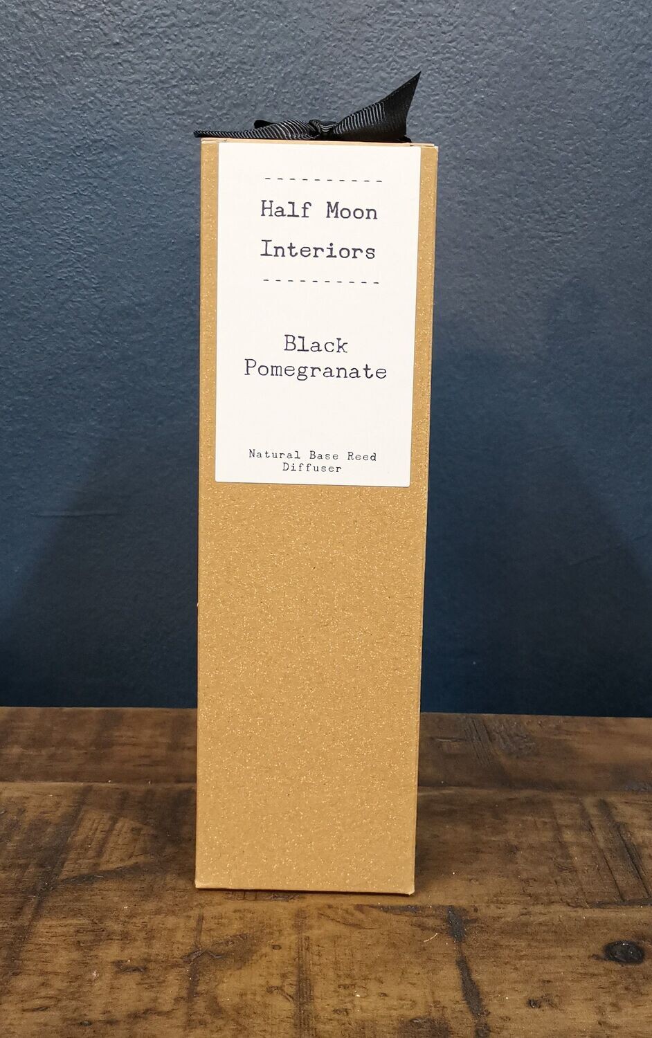 Half Moon Diffuser: Black Pomegranate