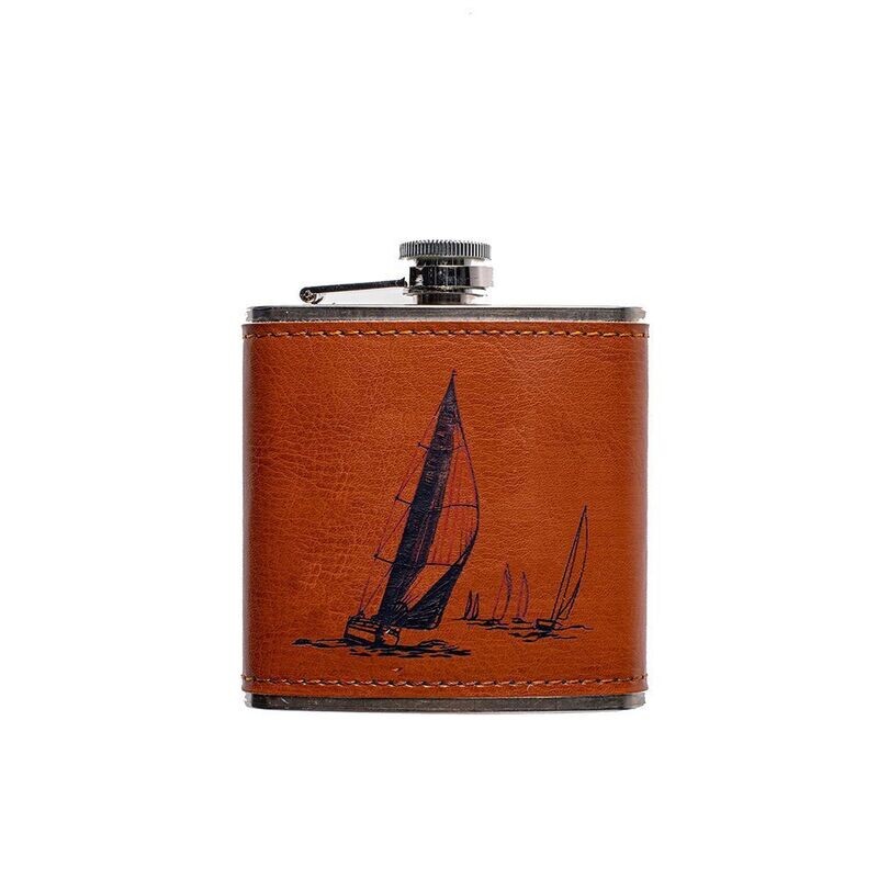 Hip Flask: Yachting