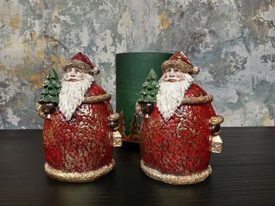 Traditional Red + Green