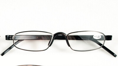 Oculo de Leitura LAB1 Preto