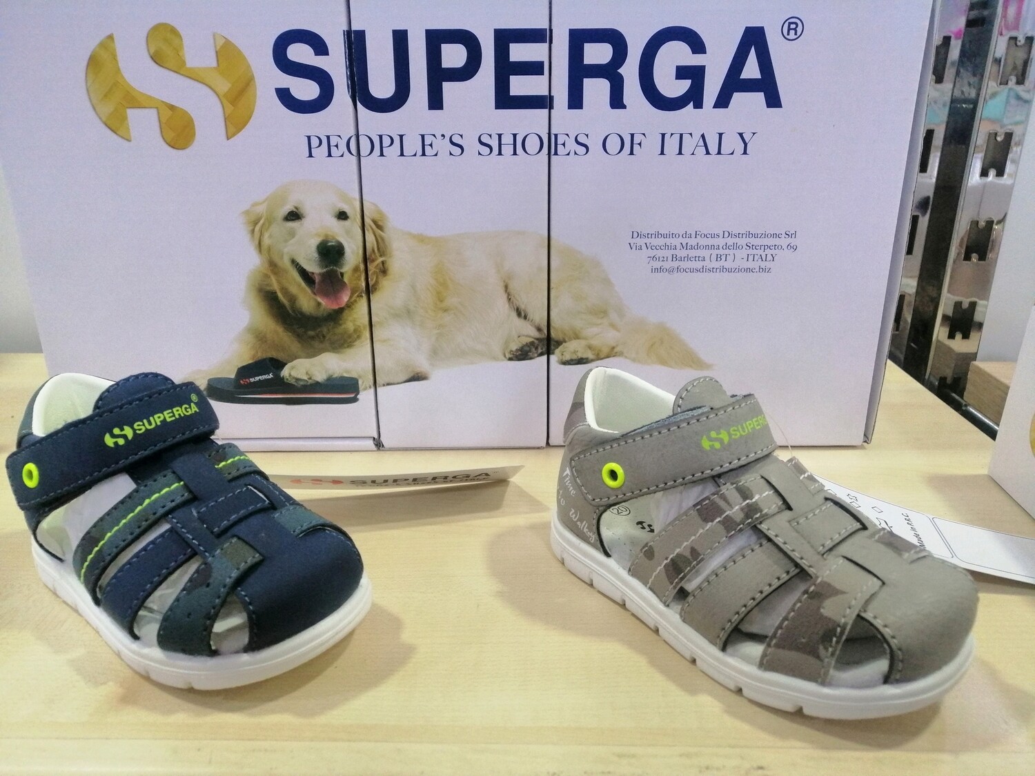 sandalo superga