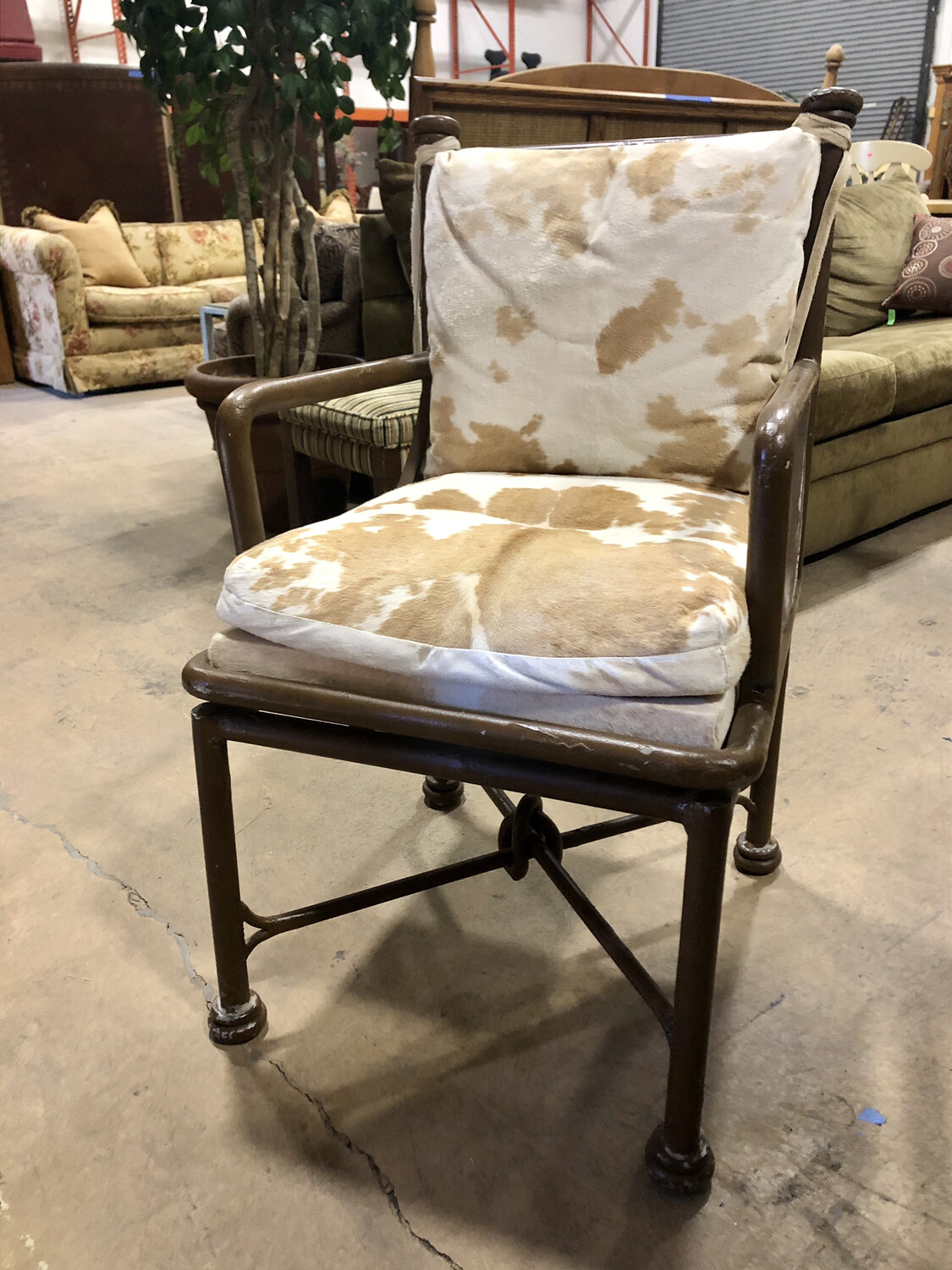Metal & Cowhide Swivel Chair with Arms