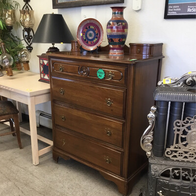 Antique 4 Drawer Chest of Drawers