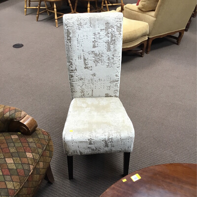 Armless White Soft Chair
