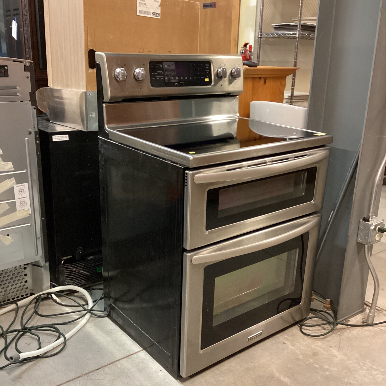 KitchenAid Electric Stove w/ Double Oven