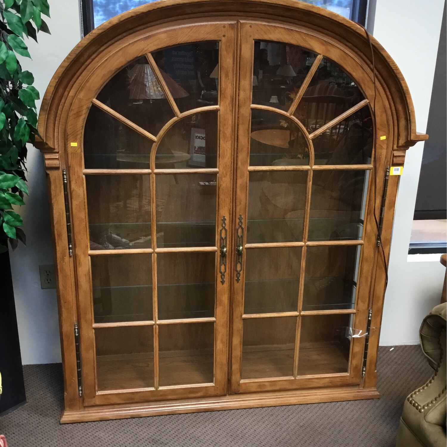 Rounded Top Glass Hutch 