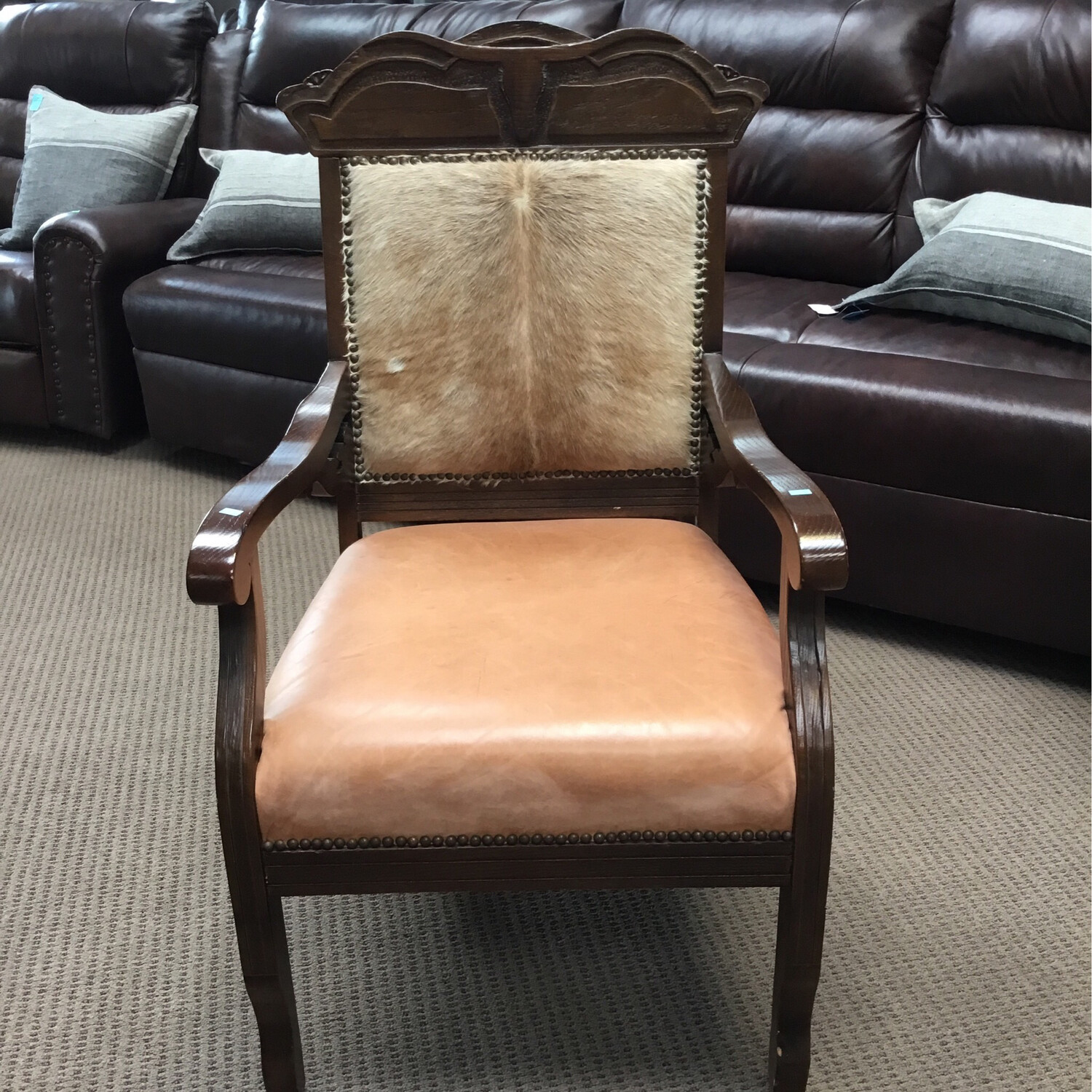 Hide &amp; Leather Studded Chair w/Longhorn