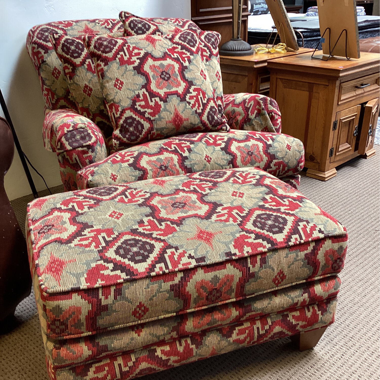 Large Red & Tan Upholstered Chair w/Ottoman