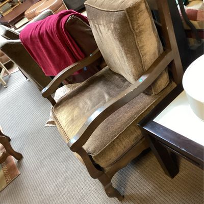 Wood brown arm chair 