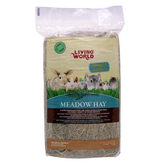 Living World Fresh Meadow Hay - 1.5 kg (3.3 lb)