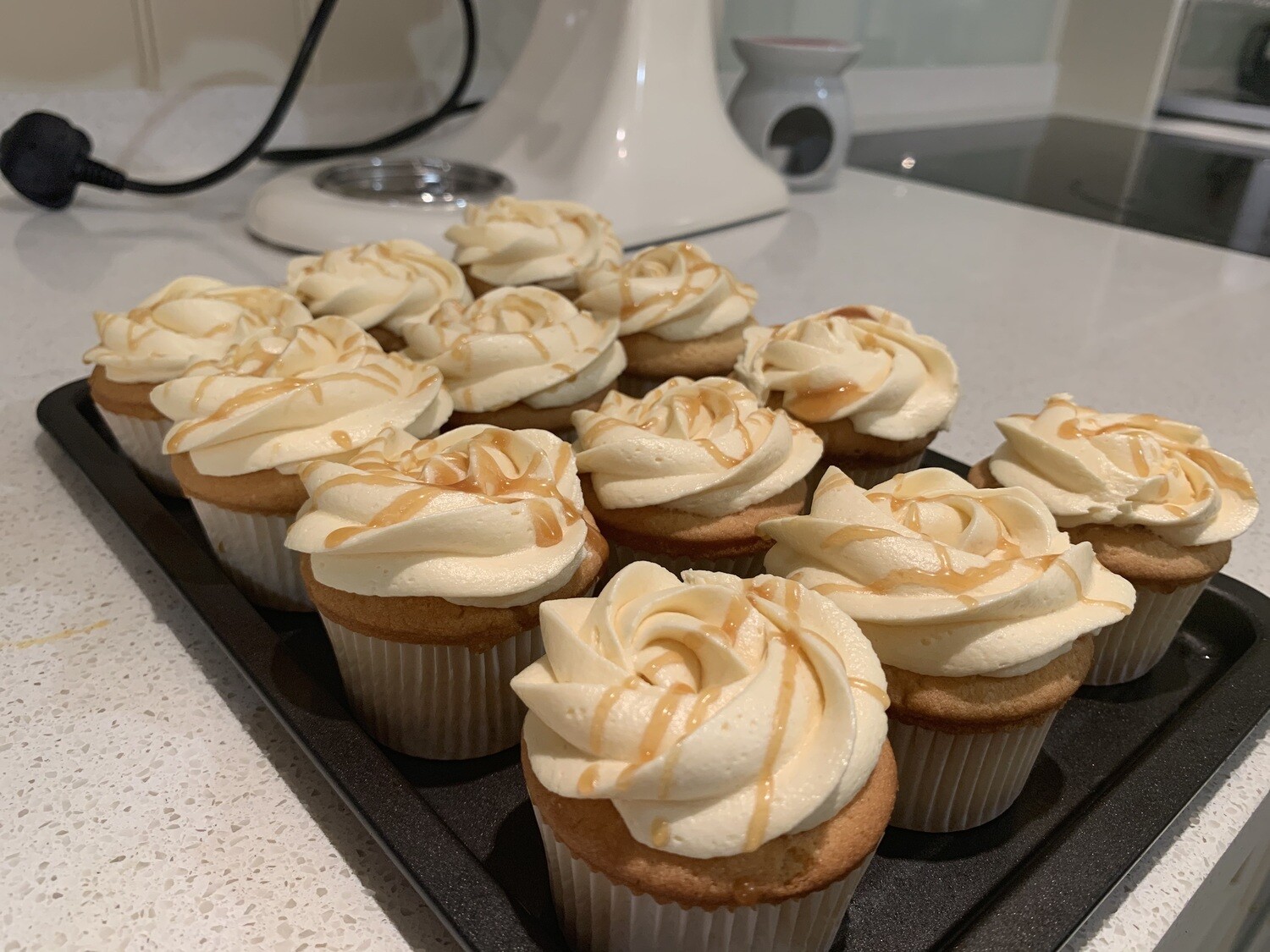 TOFFEE CUP CAKES