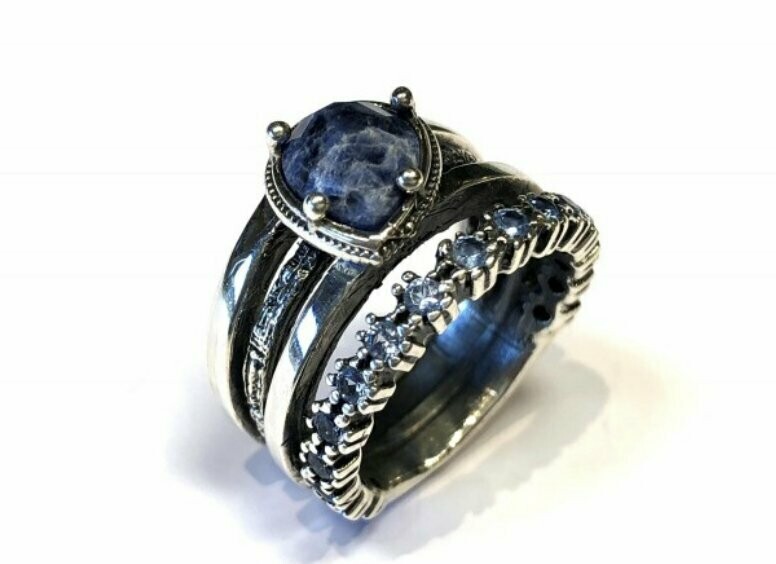 Anillo Top Silver Plata y Sodalita
