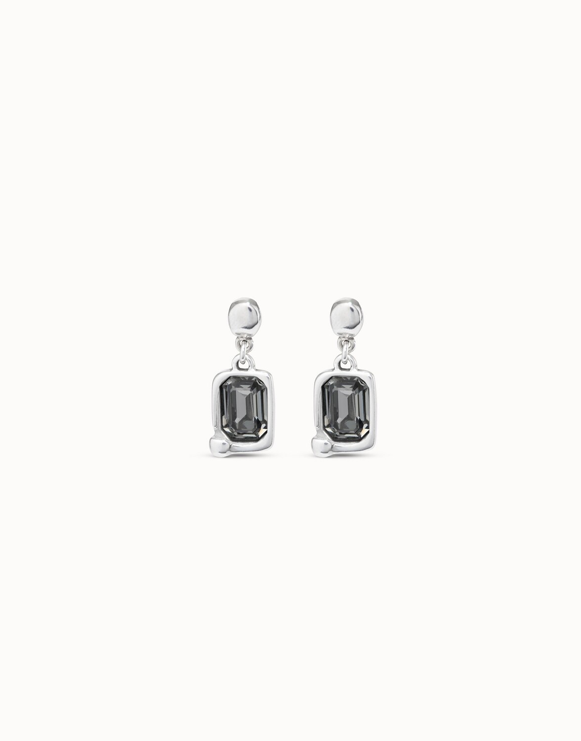 Pendientes Unconventional Uno de 50