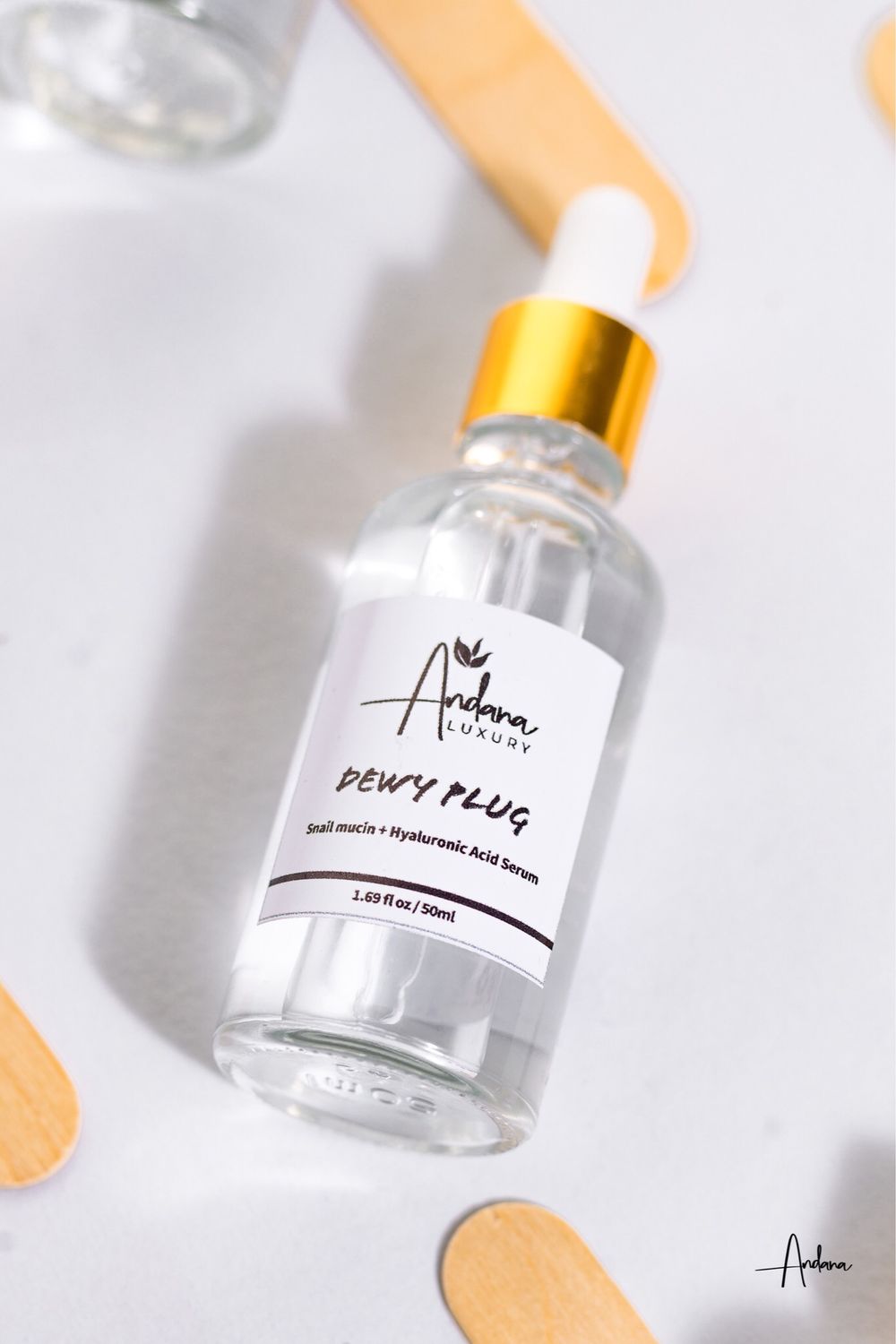 DEWY PLUG - Hydrating Serum