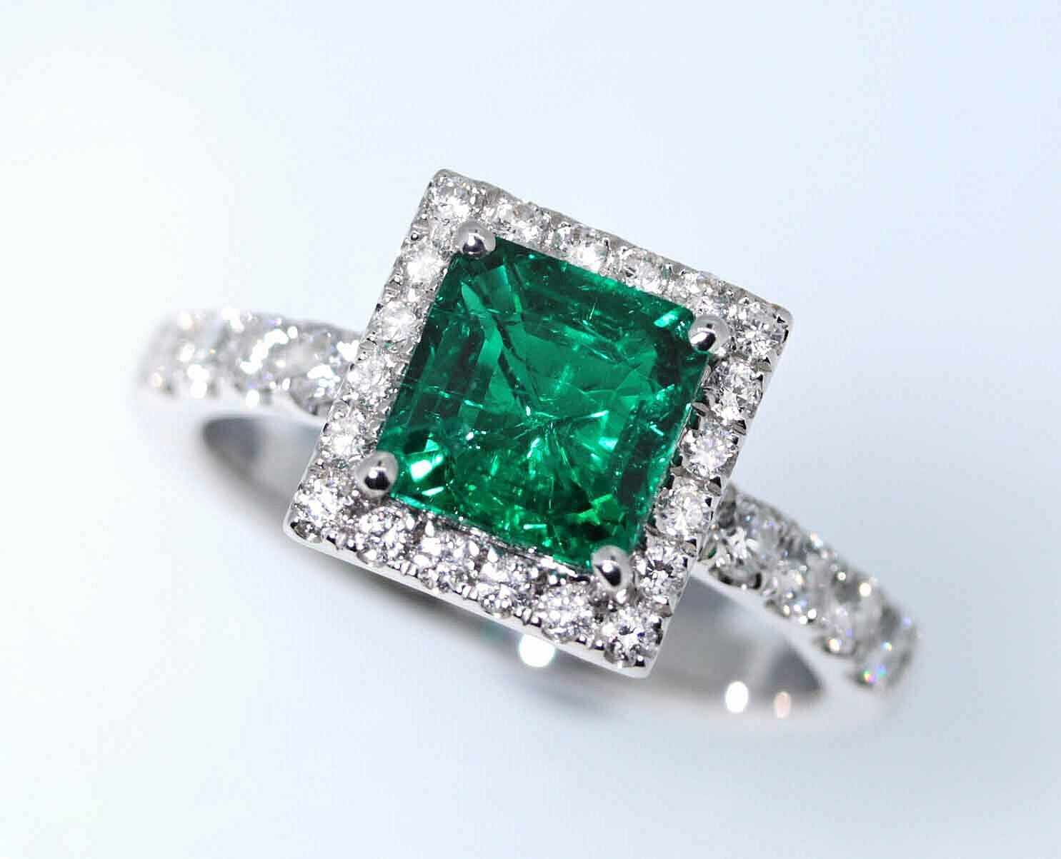 Natural Emerald and Diamond Ring