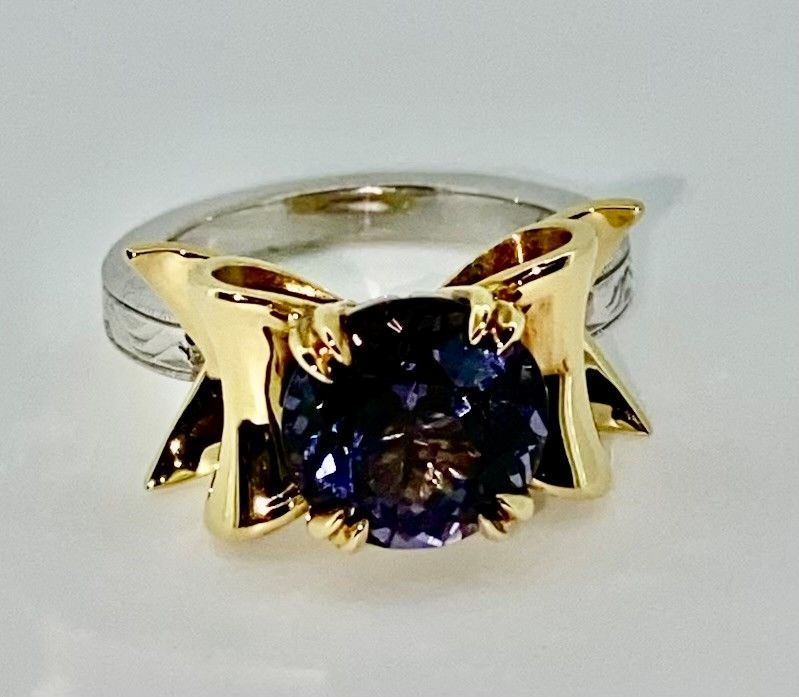 Spinel Ring