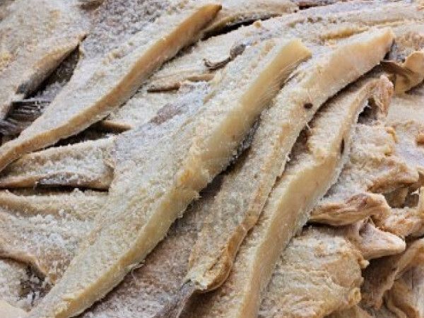 PESCADO SALADO RAYADO 100gr PESCADO SALADO RAYADO 100gr